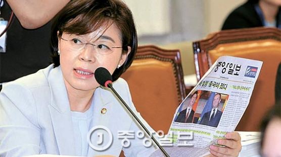“박 대통령, 지난 4월 시진핑 만나 사드 한국 배치 관련 입장 전했다”