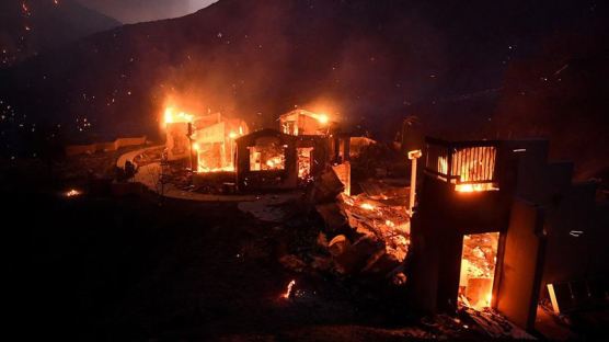 샌타클라리타 대형 산불…한인주택 등 18채 전소 