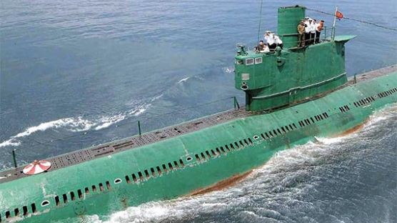 [이영종의 바로 보는 북한] “신포항에 덮개 가린 새 기지”…힘 받는 북 핵잠수함 보유설
