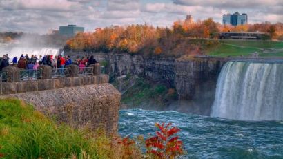 영원 불멸의 아름다움을 탐하는 가을여행, 캐나다 메이플로드