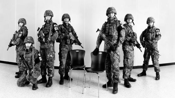 [서소문 사진관] 북 DMZ 도발 1년…다시 한 자리에 모인 전우들