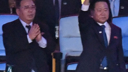 [리우포토] 올림픽 개막식 참관하는 최용해 북한 국무위원회 부위원장