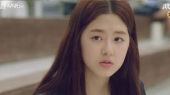 '청춘시대' 박혜수, 애교넘치는 연애초보의 사랑법