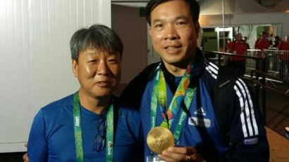 [리우2016] 진종오 꺾고 올림픽 첫 금 베트남…그 뒤 한국인 감독 박충건 있었다