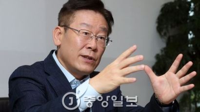 [단독 인터뷰] 이재명 성남시장 “정권교체에 도움 된다면 대선 나가겠다”
