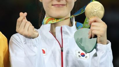 [리우 2016] ‘금빛 뒷차기’로 역전승…오혜리, 태권도 女 67㎏급 우승