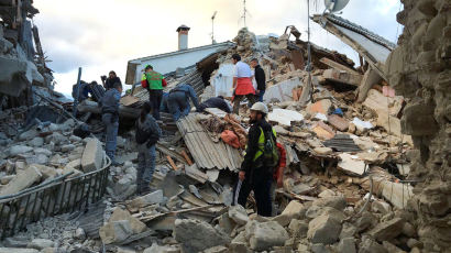 이탈리아 페루자 6.2지진, 110km 로마서도 진동