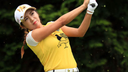 장어로 원기 충전 이보미, JLPGA 투어 3연승 청신호