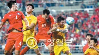 한국 축구 중국에 3-2 승… 완벽했던 66분, 철렁했던 24분
