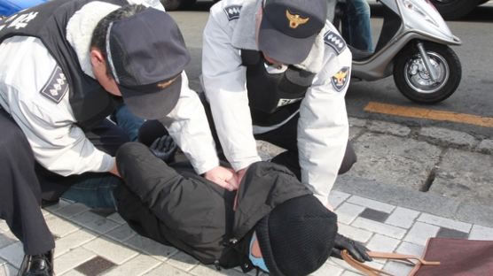 "목표 1억 채우려다"…50대 전문털이꾼범 경찰에 덜미