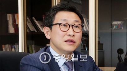 검찰, '스폰서 의혹' 김형준 부장검사 비공개 소환조사