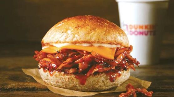 [맛있는 도전] 달콤한 햄에그, 매콤한 닭 가슴살 … ‘핫 샌드위치’로 시작하는 든든한 하루