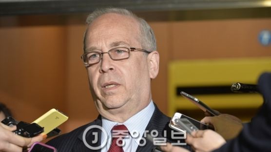 러셀 미 차관보 “사드 가능한 한 빨리 한국에 배치”