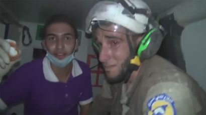 시리아 폭격 잔해 속 아이 구한 '하얀 헬멧' 구조대의 눈물…노벨상 유력 후보