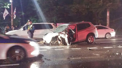 음주운전이 부른 참사…BMW 두 대 충돌해 3명 사망, 1명 중상 
