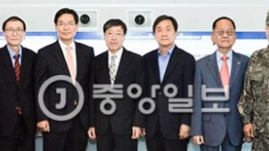 [사진] ‘김민석의 Mr. 밀리터리’ 개설식