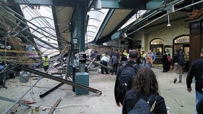미국 뉴저지 역 충돌 사고 통근열차, 규정 속도의 2배로 달려 