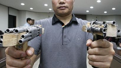 '오패산 총기사고‘ 총격전에도 몸 날려 범인 잡은 시민들