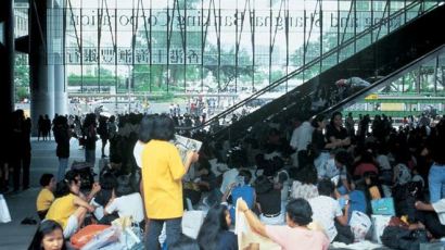홍콩, 태풍 하이마 접근에 비상…주식시장도 휴장