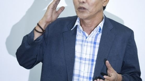 '성희롱 논란' 박범신, 다시 사과글 "상처받은 모든 분들께 사과하고 싶다"