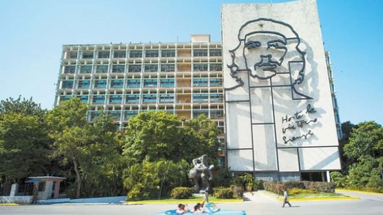 [leisure&style] 예술과 혁명의 도시 쿠바 하바나를 만나 보세요
