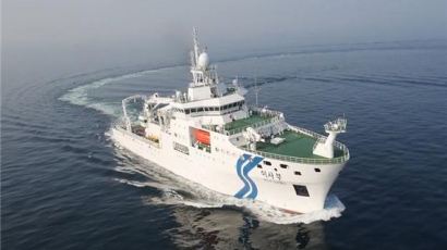 ‘바다 위 해양연구소’ 뜬다…세계 8번째 대형 해양과학조사선 이사부호 취항