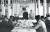 1940년 중국 충칭에서 열린 한국광복군 창설기념식(사진에는 한국광복군총사령부성립전례식) 직후 열린 오찬장에서 축사를 하는 백범 김구 선생.