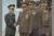 2000년 9월 24일 판문점에서 김희상 국방대학교 총장(왼쪽)이 김일철 북한 인민무력부장 일행을 맞이해 악수하고 있다. [사진 공동취재단]