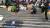 전국농민연합회 `전봉준 투쟁단` 소속 농민들이 26일 오후 서울 세종문화회관 계단에서 집회를 열고 있다. [트위터 캡처]