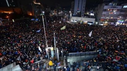 '내일도 광화문으로' 서울시, 3일 지하철·버스 추가 운행 