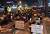  7일 오후 대구시 달성군 화원삼거리 인근 도로에서 주민 200여명이 가운데 박근혜 대통령 하야를 촉구하는 촛불집회가 열렸다. 대구= 김정석 기자