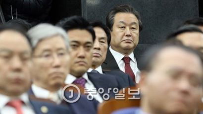 [라이브] 박근혜 대통령 탄핵소추안 가결…찬성 234표