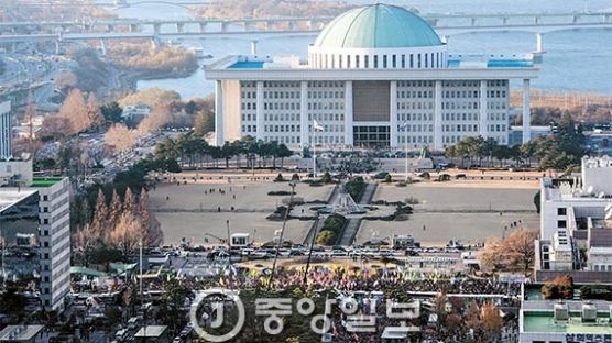 “박 대통령 위법행위 명백…노무현 탄핵 사건과 다르다”