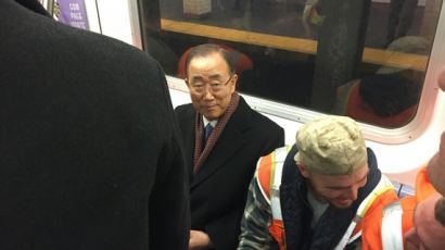 반기문 총장, 이례적으로 뉴욕 지하철 탄 이유