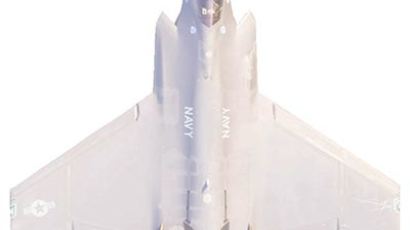 트럼프 “F-35 비싸다” 록히드마틴 압박