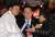이재명 성남시장이 17일 대전 둔산동 타임월드 앞에서 열린 박근혜 퇴진 촛불집회에 동참하고 있다. 프리랜서 김성태