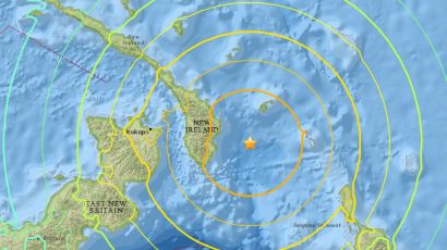 파푸아서 진도 7.9 규모 지진…쓰나미 가능성도