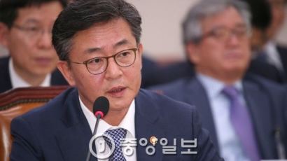 홍용표 "대북정책 일관성 유지…北 비핵화 목표로 제재 지속"