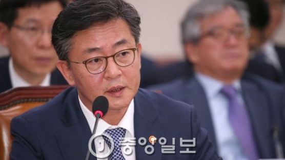 홍용표 "대북정책 일관성 유지…北 비핵화 목표로 제재 지속"