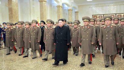북한, 사이렌 속 김정일 사망 5주기 행사