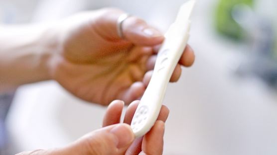 재미삼아 한 임신테스트기에 '양성 반응' 나온 남성