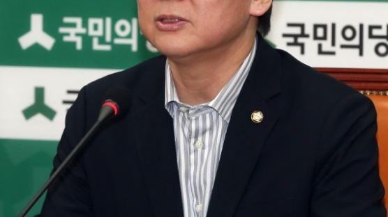 안철수 “다음 대통령, 박 대통령 도왔던 사람은 절대 안돼”