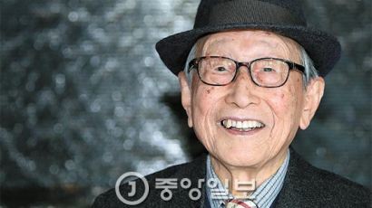 [배영대의 지성과 산책] 김형석 “97년 살아보니 더불어 살던 때가 행복했노라”