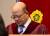 박한철 헌법재판소장이 29일 헌법소원 선고를 위해 대심판정에 앉고 있다. [뉴시스]