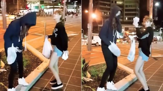 호주 길거리에서 춤추는 트와이스 모모·사나