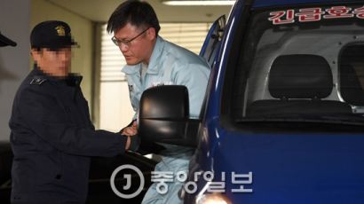‘헌재 증인 불출석’ 정호성 전 비서관 특검 소환