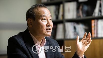 [단독] “알파고, 이세돌에게 일부러 한 판 져줬을 것”