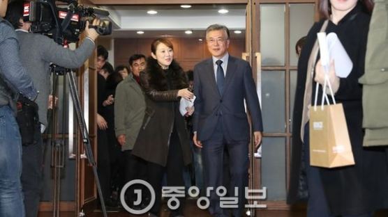 [포토 사오정] 문재인 전 대표와 김무성 의원의 엘리베이터 