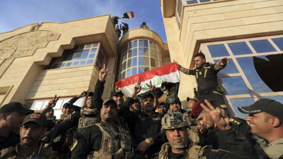 이라크 동부 모술 탈환…"해방됐다"