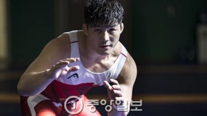 런던올림픽 레슬링 금메달리스트 김현우…친형과 쌍방 폭행 혐의로 경찰 조사